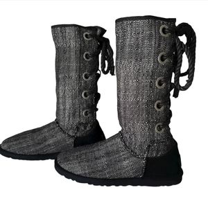UGG Harbour Back Lace Up Mid-Calf boots